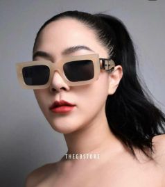 Picture of OFF White Sunglasses _SKUfw52367018fw